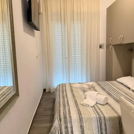Hotelelsa Fronte Mare 3* ميلانو ماريتيما